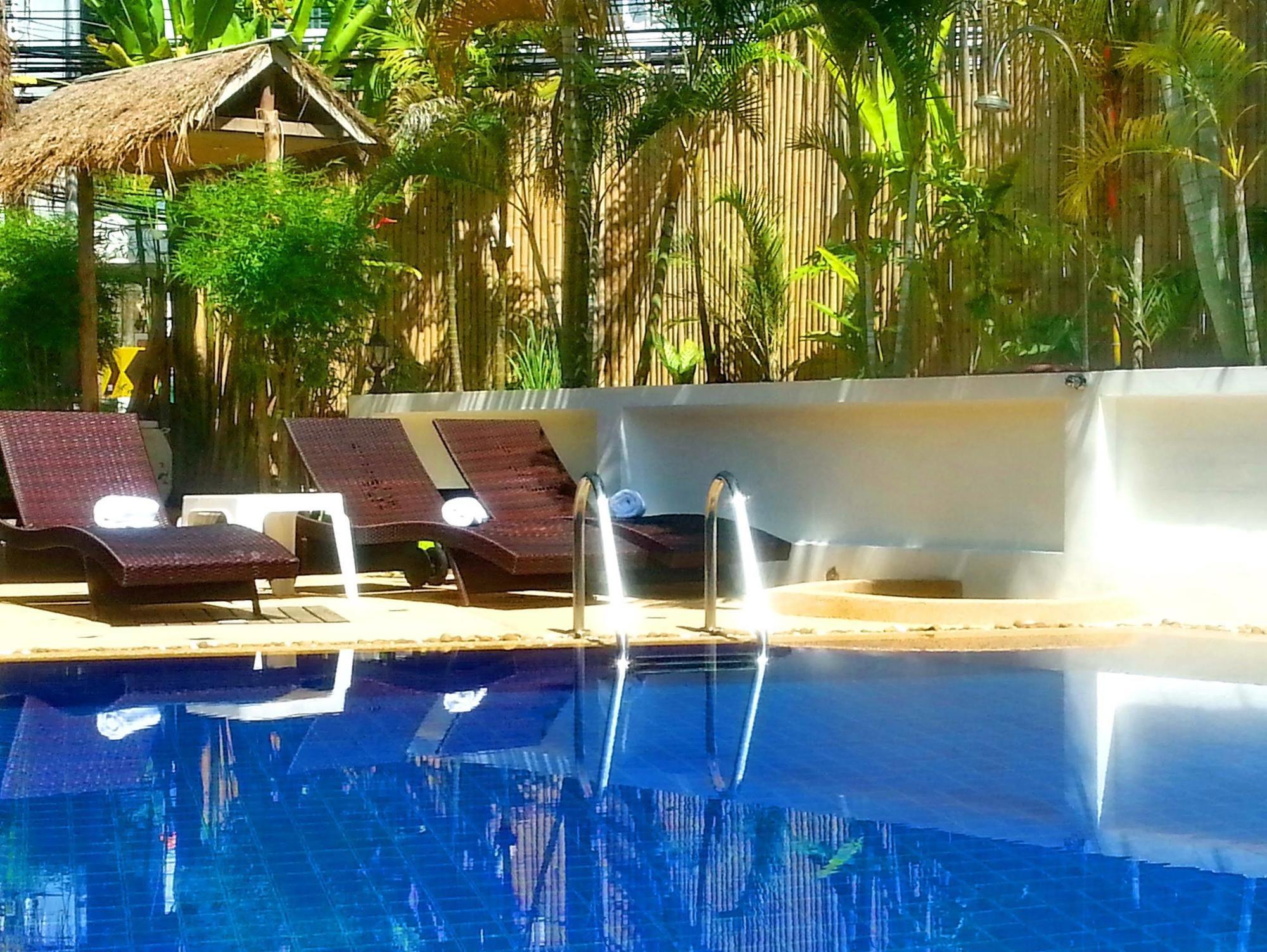 Karon Beach Pool Hotel Phuket Extérieur photo